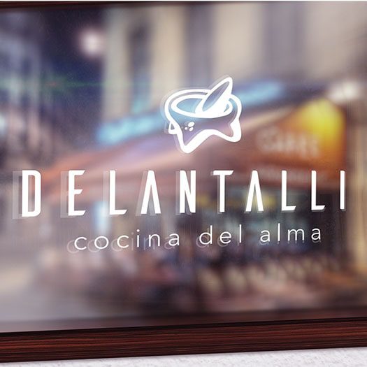 ADmiraBrand delantalli